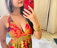 Beautiful Young Girl Available in Ponmana Today