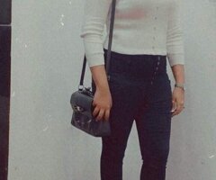 Sexy College Girl Available in Pithoragarh Right Now