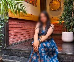 Lina Malhotra Low Price Call Girl Available Near You