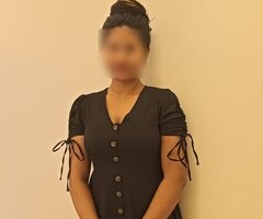 Sexy College Girl Available in Dugda Right Now